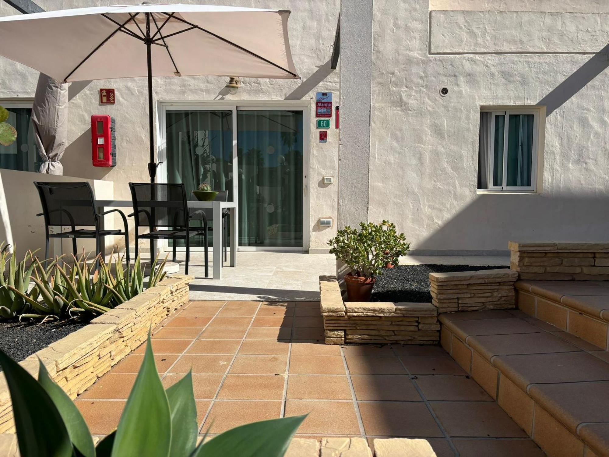 Corralejo Suite Pool & Gardens - Alisios Playa Экстерьер фото